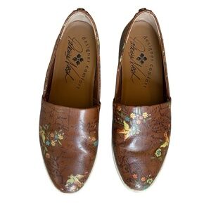 Patricia Nash Loafers Women Size 8.5 Brown Pointed Toe Floral Map Boho